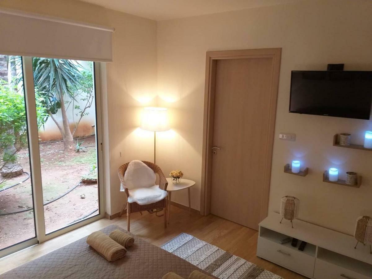 Horizon Luxury Apartment オロクリニ エクステリア 写真